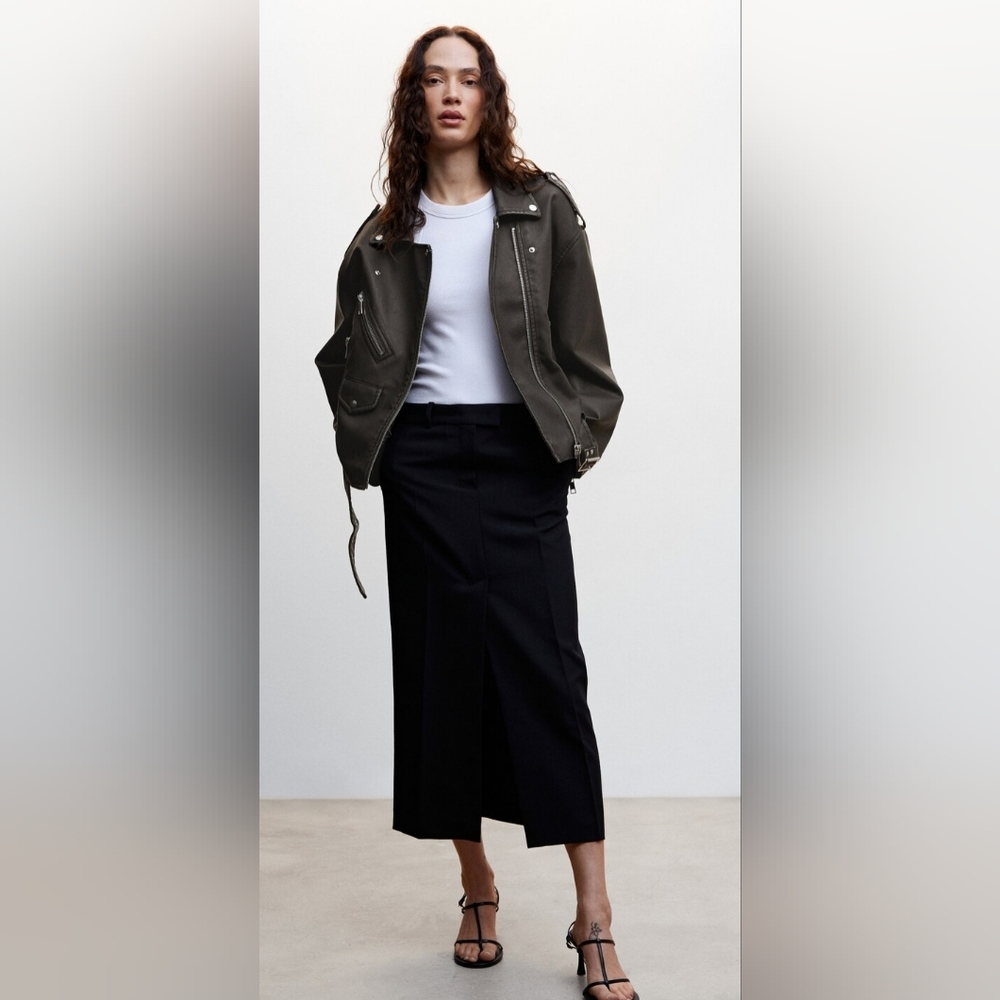 Mango oversized faux leather jacket, tagged as XS but fits like M/L.